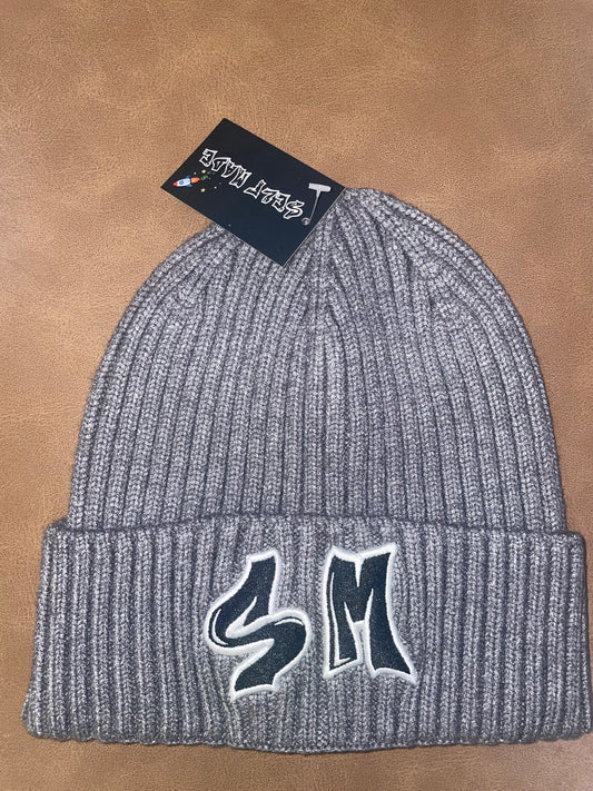 Self Made75 Gray Short Skull Cuff Knit Beanie