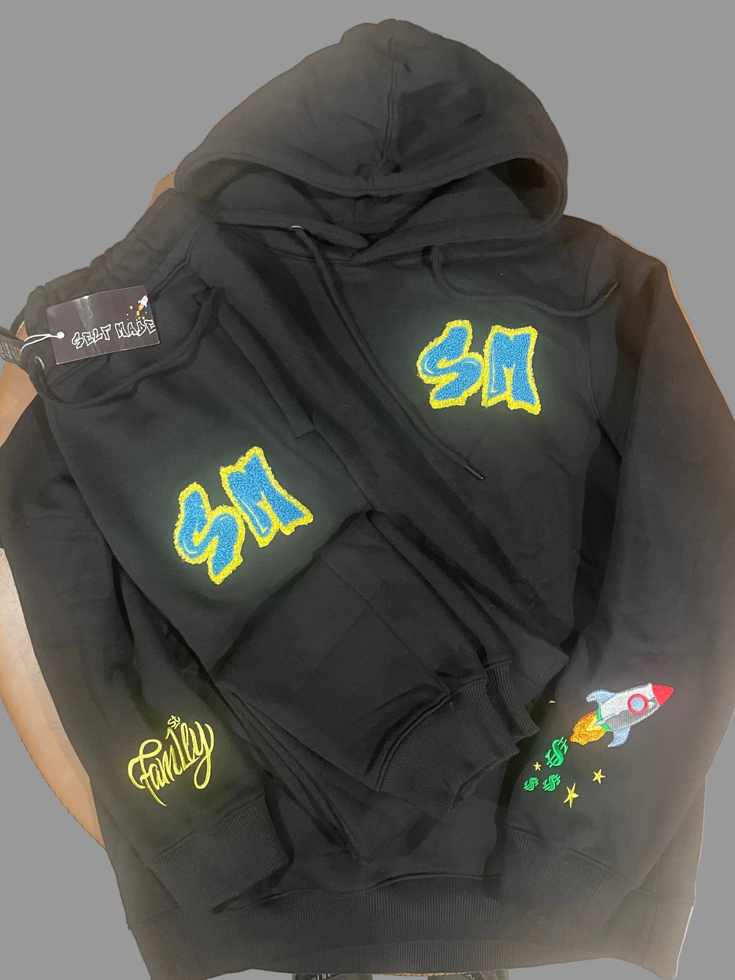 Self Made75 Black/Gamma chenille/embroidery sweatsuit set